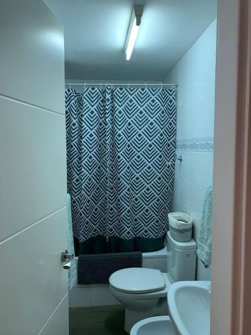 Apartament Apartamento En Carihuela Torremolinos Zewnętrze zdjęcie